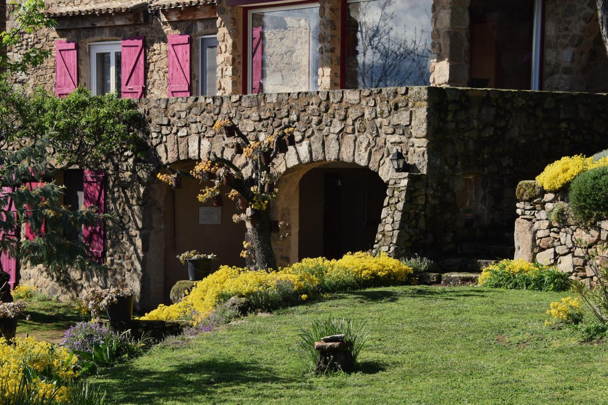 Chambre D'Hotes De Thoree Maclas Exterior foto